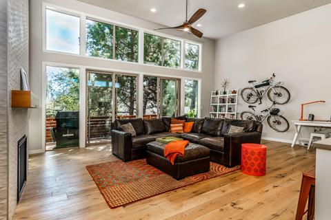 63113 Iner Loop, Bend, OR 97701 photo 5
