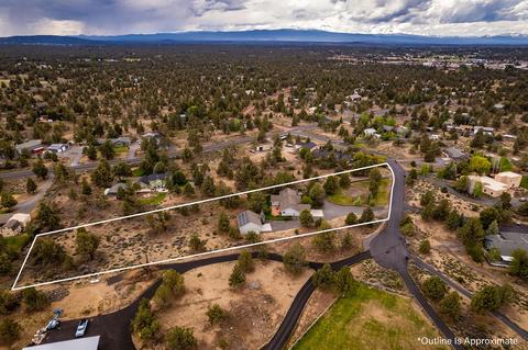 64849 Casa Ct, Bend, OR 97701 photo 3