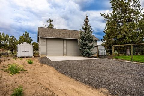 64849 Casa Ct, Bend, OR 97701 photo 34