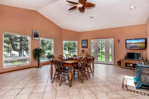 64849 Casa Ct, Bend, OR 97701 photo 13