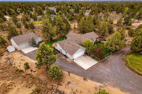 64849 Casa Ct, Bend, OR 97701 photo 5
