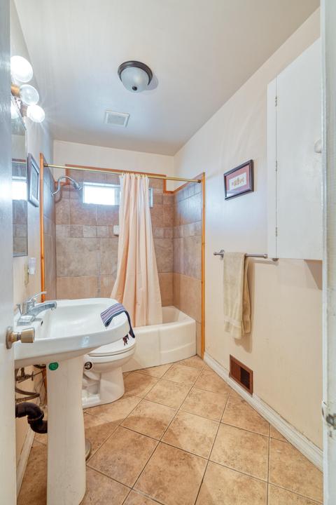 1911 NE 8th St, Bend, OR 97701 photo 17