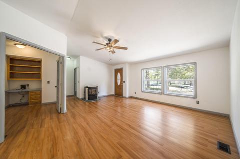 16073 Blackfeather Ln, La Pine, OR 97739 photo 3
