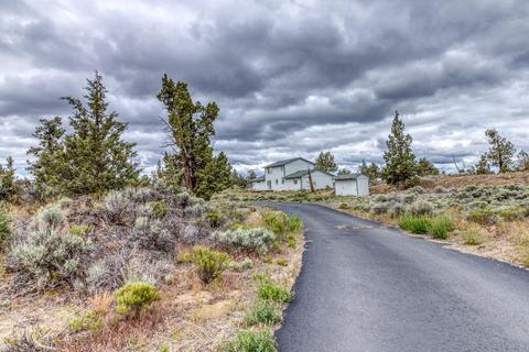 24865 Alpine Ln, Bend, OR 97701 photo 9
