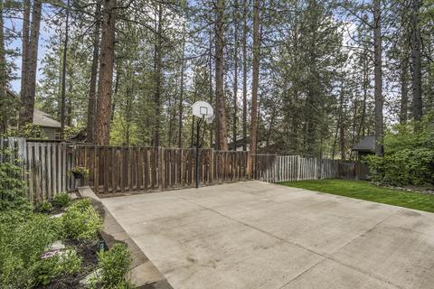 2628 NW Scandia Loop, Bend, OR 97703 photo 34