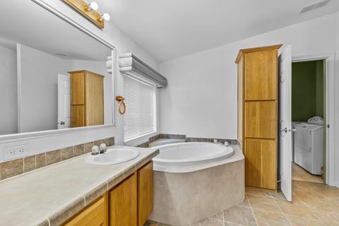 17619 Cosset Loop, La Pine, OR 97739 photo 21