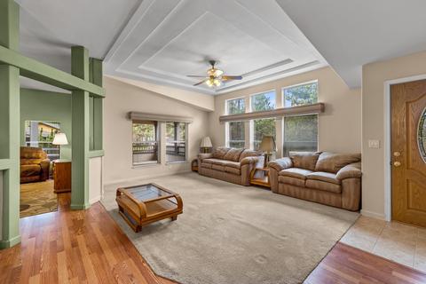 17619 Cosset Loop, La Pine, OR 97739 photo 3