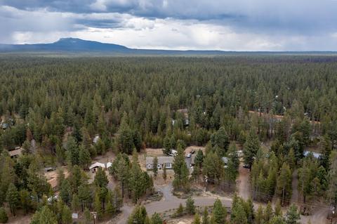 17619 Cosset Loop, La Pine, OR 97739 photo 33