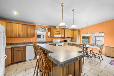 17619 Cosset Loop, La Pine, OR 97739 photo 11