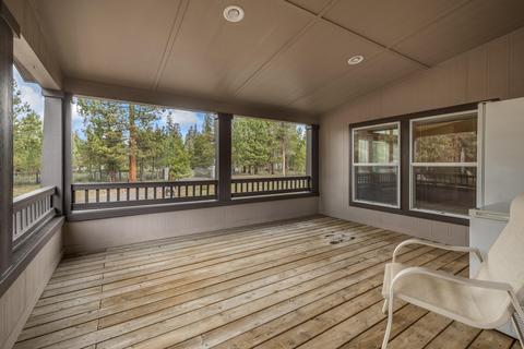 17619 Cosset Loop, La Pine, OR 97739 photo 28