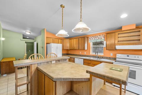 17619 Cosset Loop, La Pine, OR 97739 photo 10