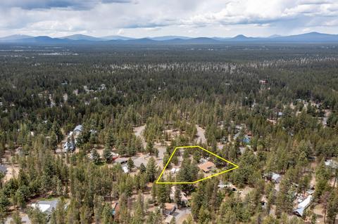 17619 Cosset Loop, La Pine, OR 97739 photo 34