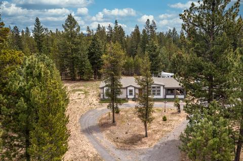 17619 Cosset Loop, La Pine, OR 97739 photo 29