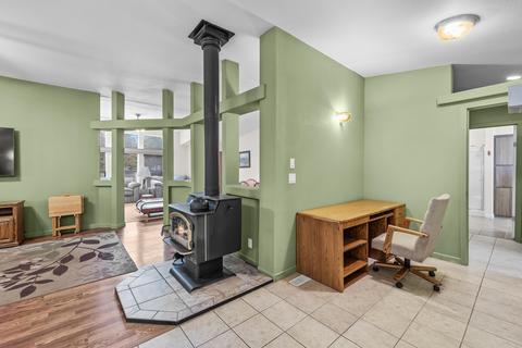 17619 Cosset Loop, La Pine, OR 97739 photo 14