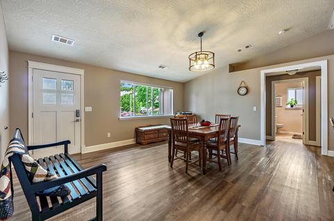 954 Ridgeview Dr, Eagle Point, OR 97524 photo 12