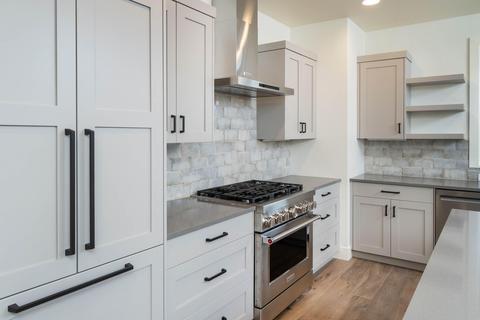 61312 Howe Way, Bend, OR 97702 photo 20