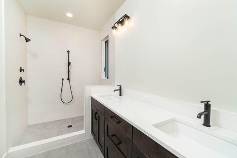 61312 Howe Way, Bend, OR 97702 photo 4