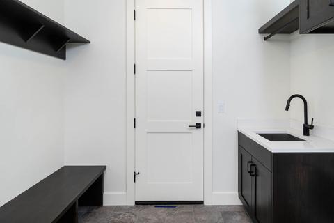 61312 Howe Way, Bend, OR 97702 photo 17