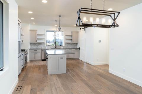 61312 Howe Way, Bend, OR 97702 photo 21