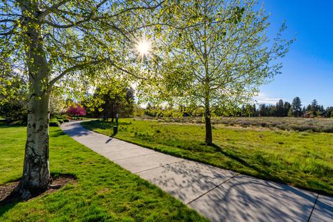 60809 Whitney Pl, Bend, OR 97702 photo 42