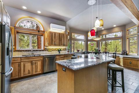 63310 Silverado Dr, Bend, OR 97703 photo 8