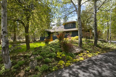 63310 Silverado Dr, Bend, OR 97703 photo 32