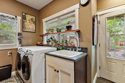 291 Gresham St, Ashland, OR 97520 photo 26
