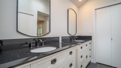 17960 Mugho Ln, Sunriver, OR 97707 photo 9