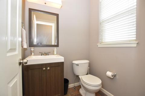 2875 NE Forum Dr, Bend, OR 97701 photo 5