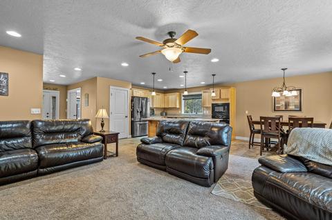 16048 Aqua Rd, La Pine, OR 97739 photo 8