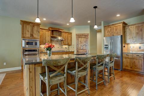 19160 Park Commons Dr, Bend, OR 97703 photo 12
