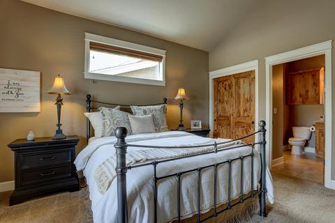 19160 Park Commons Dr, Bend, OR 97703 photo 29