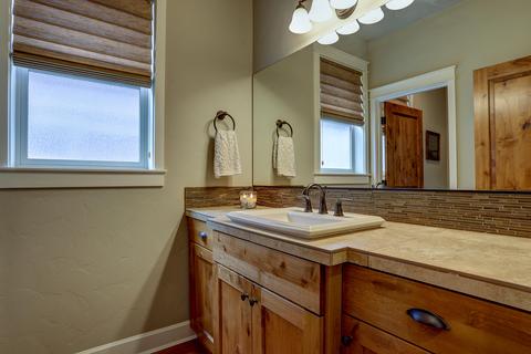 19160 Park Commons Dr, Bend, OR 97703 photo 32