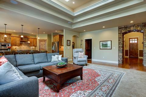 19160 Park Commons Dr, Bend, OR 97703 photo 8