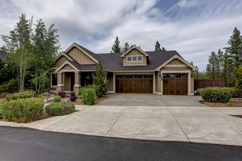 19160 Park Commons Dr, Bend, OR 97703 photo 1