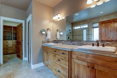 19160 Park Commons Dr, Bend, OR 97703 photo 27