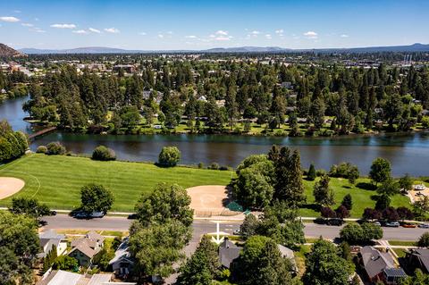 1175 NW Harmon Blvd, Bend, OR 97703 photo 6