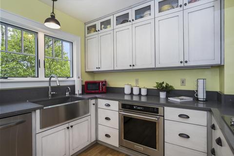 1175 NW Harmon Blvd, Bend, OR 97703 photo 22