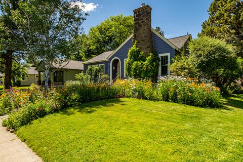 1175 NW Harmon Blvd, Bend, OR 97703 photo 3