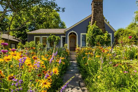 1175 NW Harmon Blvd, Bend, OR 97703 photo 1