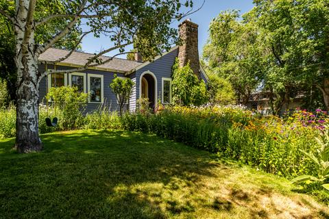 1175 NW Harmon Blvd, Bend, OR 97703 photo 4