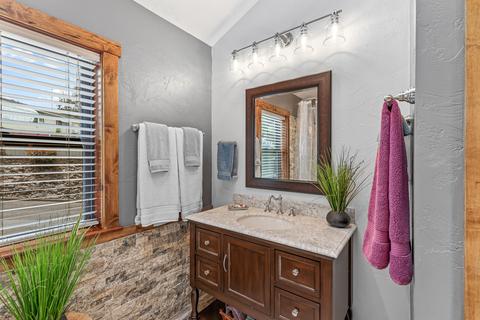 705 Amerman Dr, Phoenix, OR 97535 photo 49