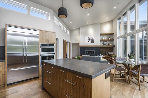 2838 NW Shields Dr, Bend, OR 97703 photo 23