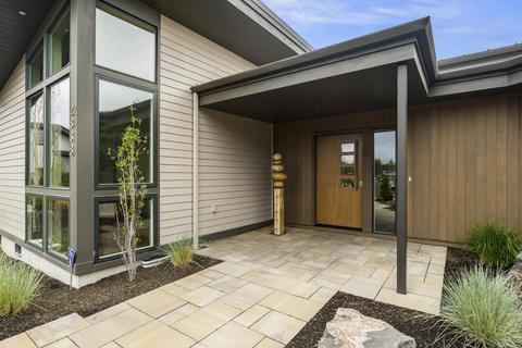 2838 NW Shields Dr, Bend, OR 97703 photo 8