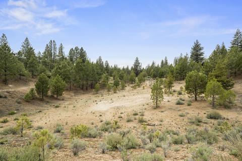 2838 NW Shields Dr, Bend, OR 97703 photo 46
