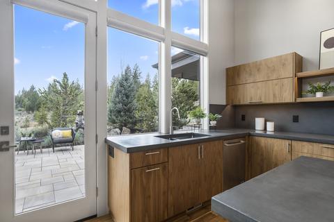 2838 NW Shields Dr, Bend, OR 97703 photo 20