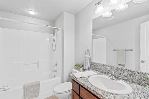 936 Stonewater Dr, Eagle Point, OR 97524 photo 24