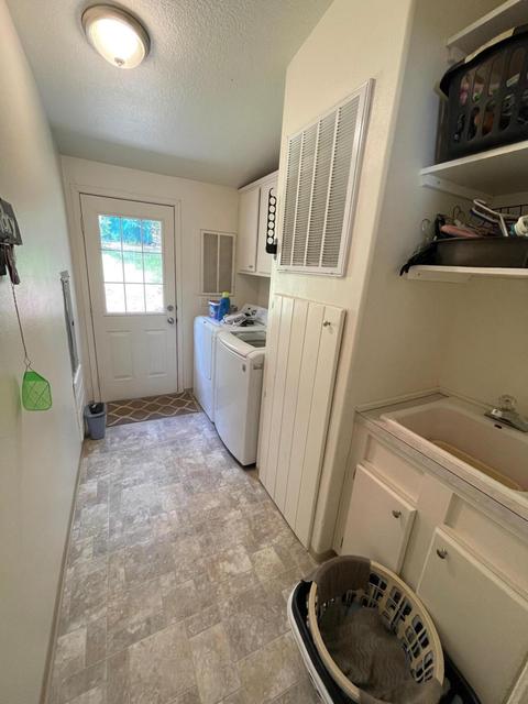 1349 Summit Loop, Grants Pass, OR 97527 photo 22