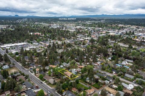 737 NE Marshall Ave, Bend, OR 97701 photo 23