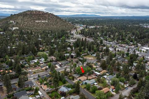 737 NE Marshall Ave, Bend, OR 97701 photo 21